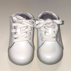 New Stride Rite Kids' Elliot Sneaker 4.5W